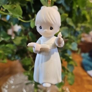 Enesco Precious Moments Christmas Ornament Figurine "Once Upon a Holy Night"